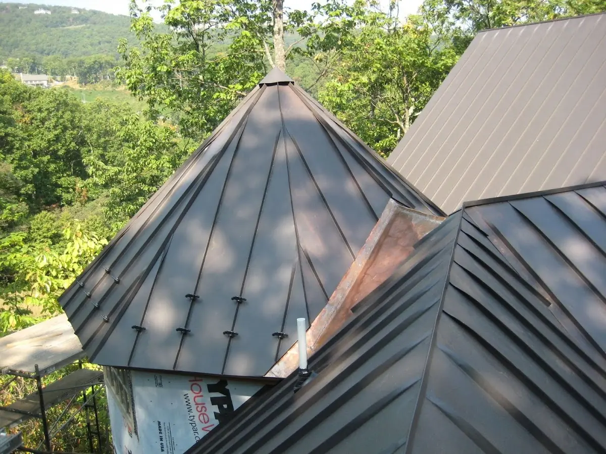 Professional Roof Tarp Installation by Craftsman Roofing in Luzerne